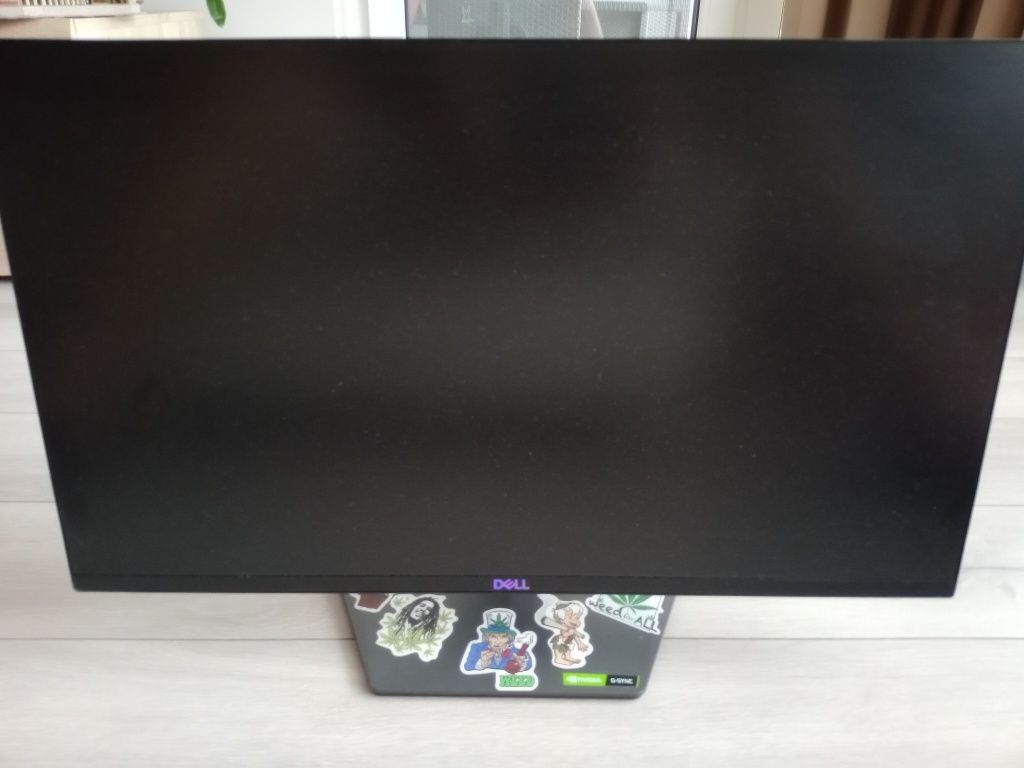 Геймърска PC конфигурация и монитор