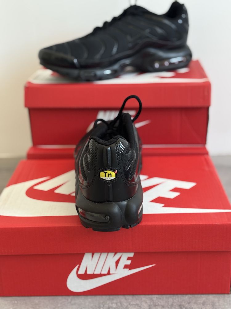 Nike Air Max Plus TN Black