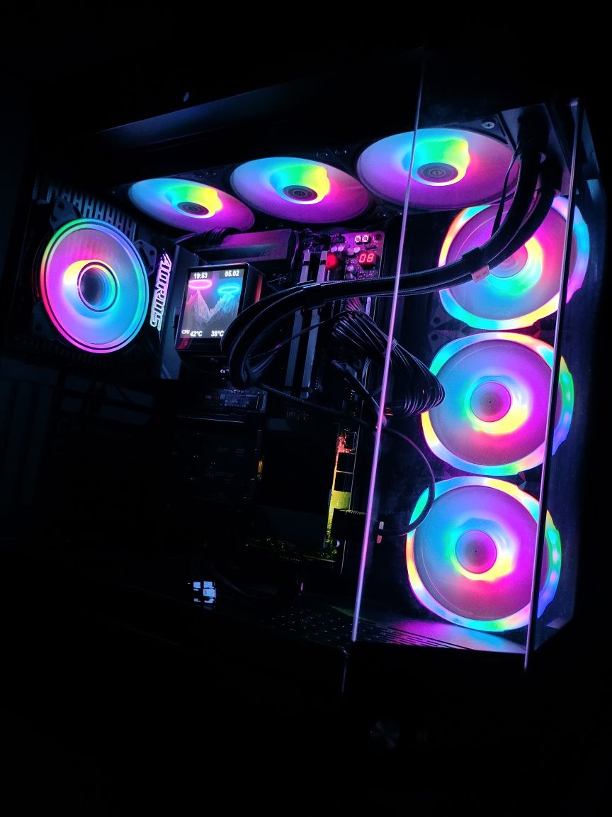 AMD RYZEN 7 9800X3D, RTX 4070TI OC