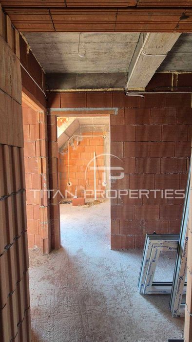 Продава се Тристаен апартамент в Пловдив, Кючук Париж - 98 кв.м за 1597 €/кв.м - Снимка #4