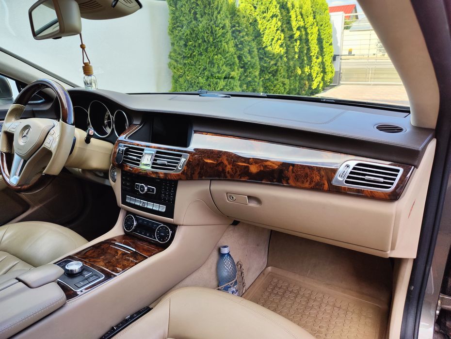 Vând Mercedes CLS 350 4 matic