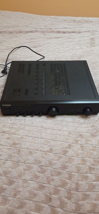 Усилвател много запазен