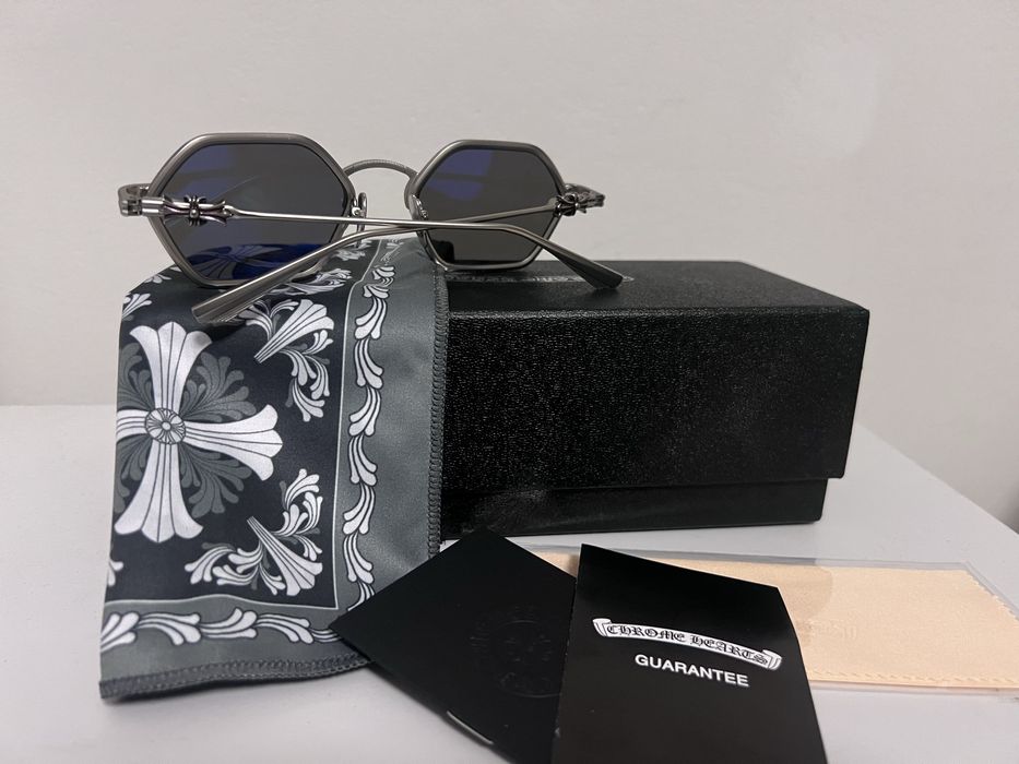 Chrome hearts очила