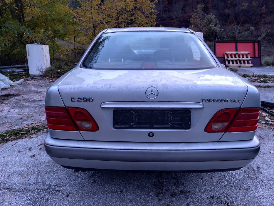 Mercedes E290 W210 На части