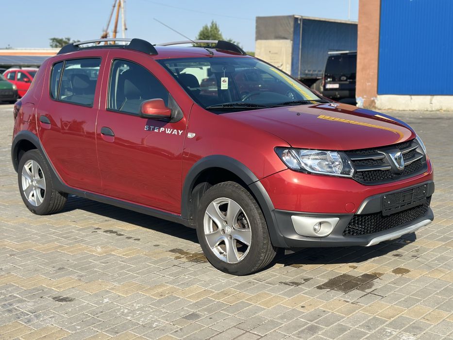 Vand Dacia Sandero Stepway 0.9 tce 90 cp,euro 5,ac,an 2013,jante aliaj