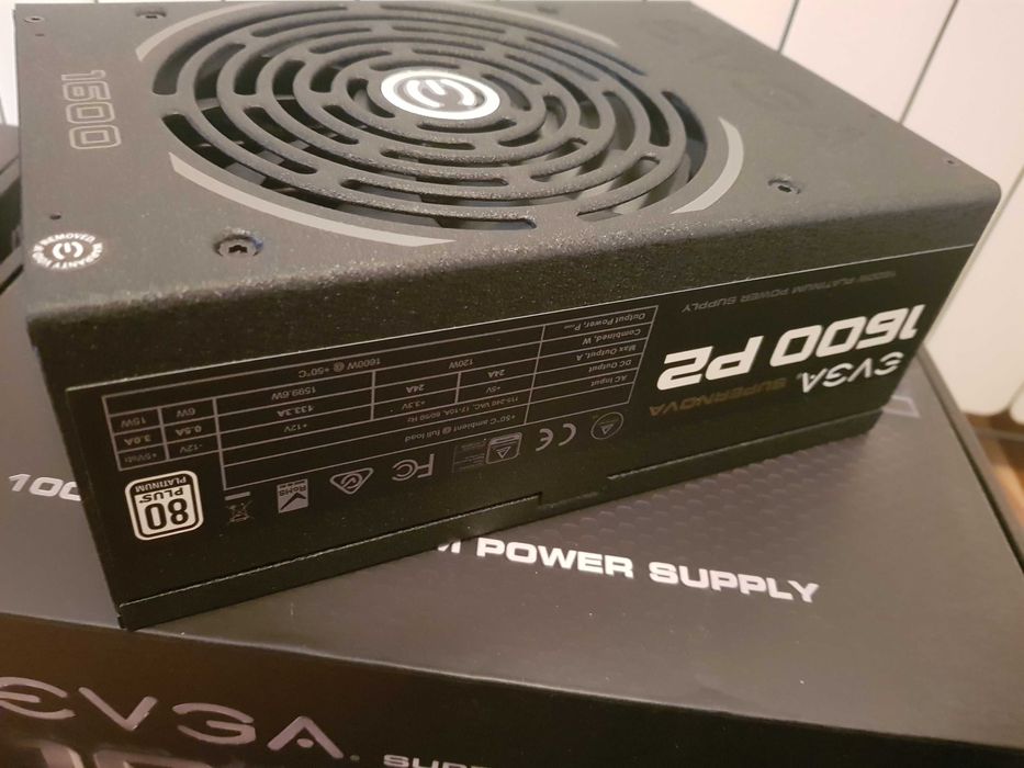 Захранвания EVGA SUPERNOVA P2 Platinum 1000W