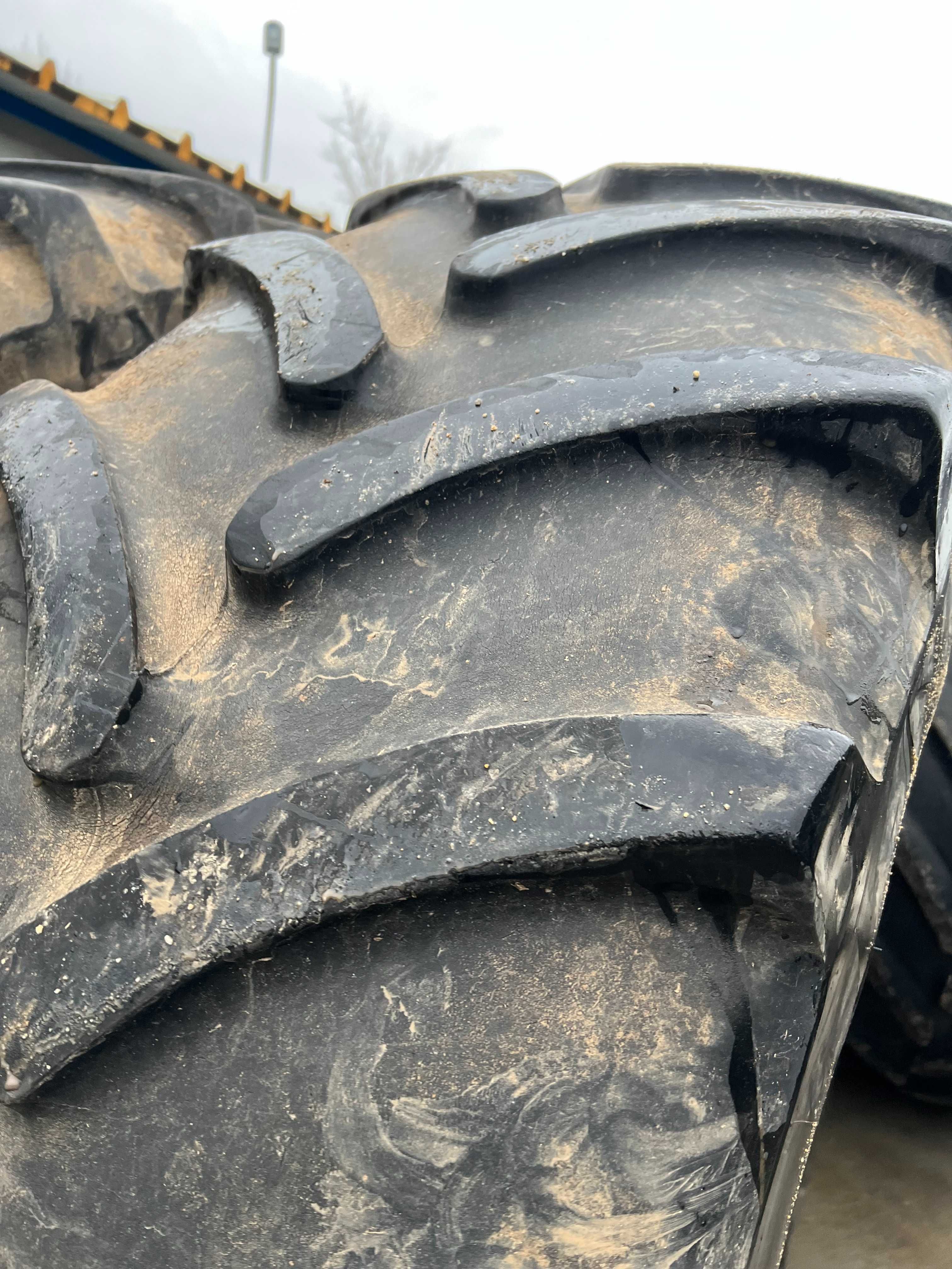 Cauciuri de tractor 650/65 R38