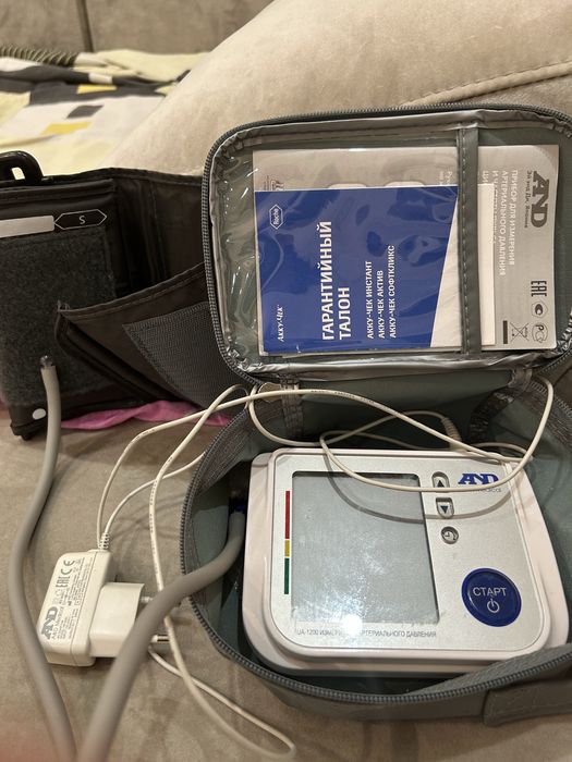 Измеритель давления и частоты пульса