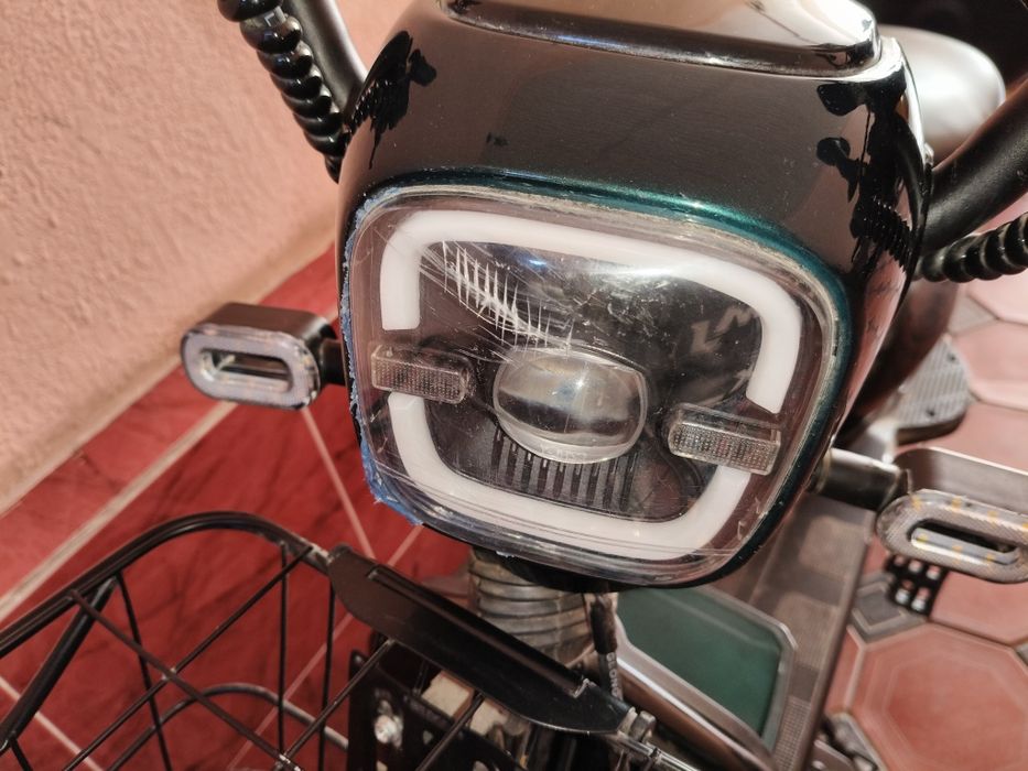 Электроскутер Demansh, в хорошем состоянии