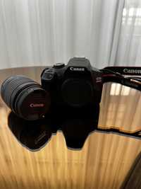 DSLR Canon EOS 2000D