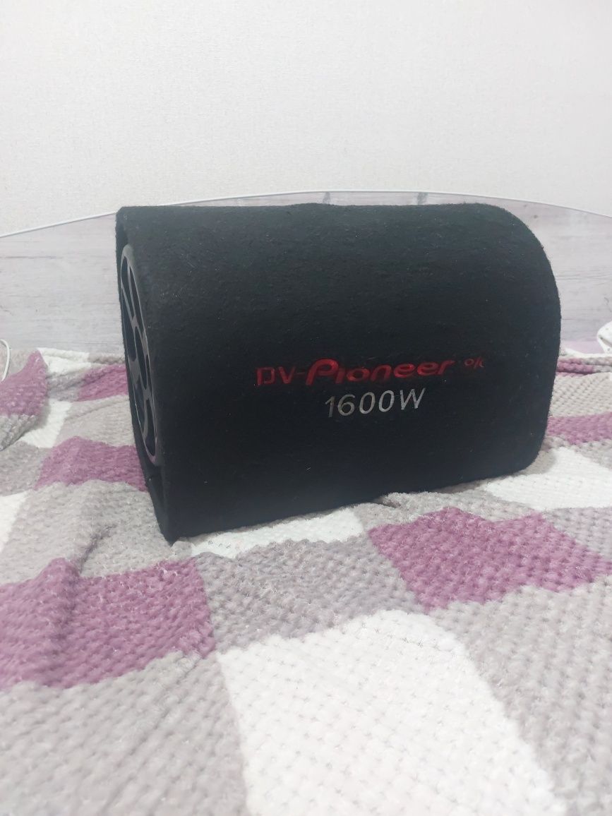 Продам сабвуфер 15000