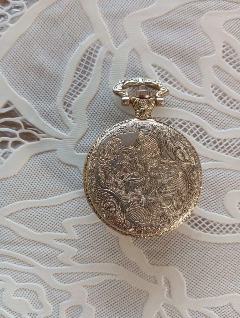 Джобен часовник без верижка