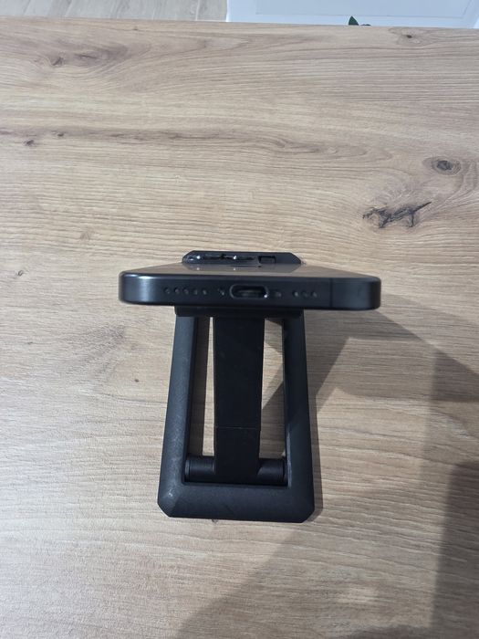 iPhone 15 Pro 128GB – Natural Titanium