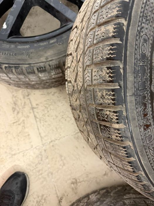Джанти със зимни гуми 275/45/20