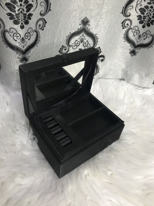 Casete vintage piele bijuterii