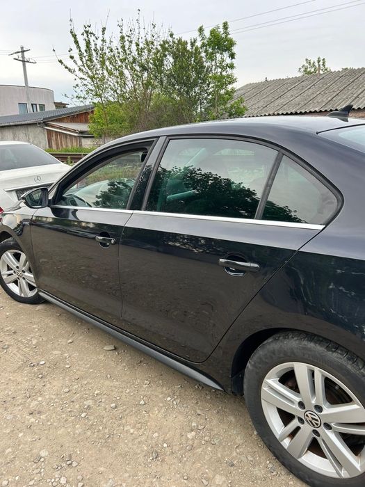 Ușă stânga spate Volkswagen Jetta 2014