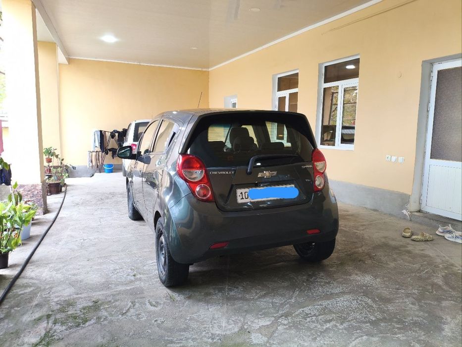 Srochno sotiladi spark 2018