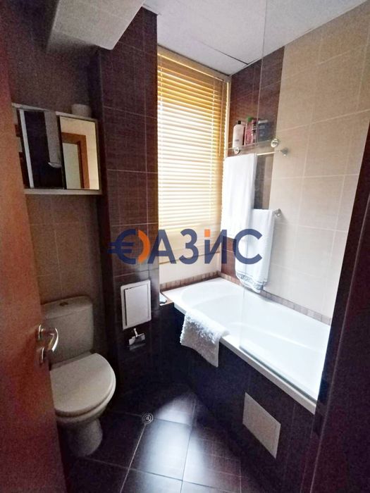 Апартамент с 2 спални в комплекс Шато Валон, Слънчев Бряг, България,