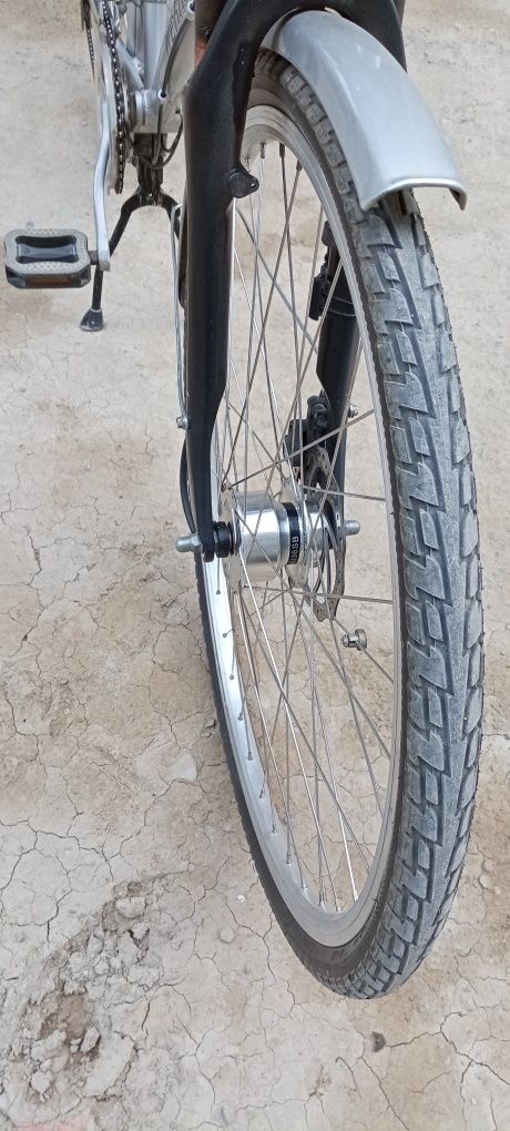 Germaniski velosiped sotiladi.