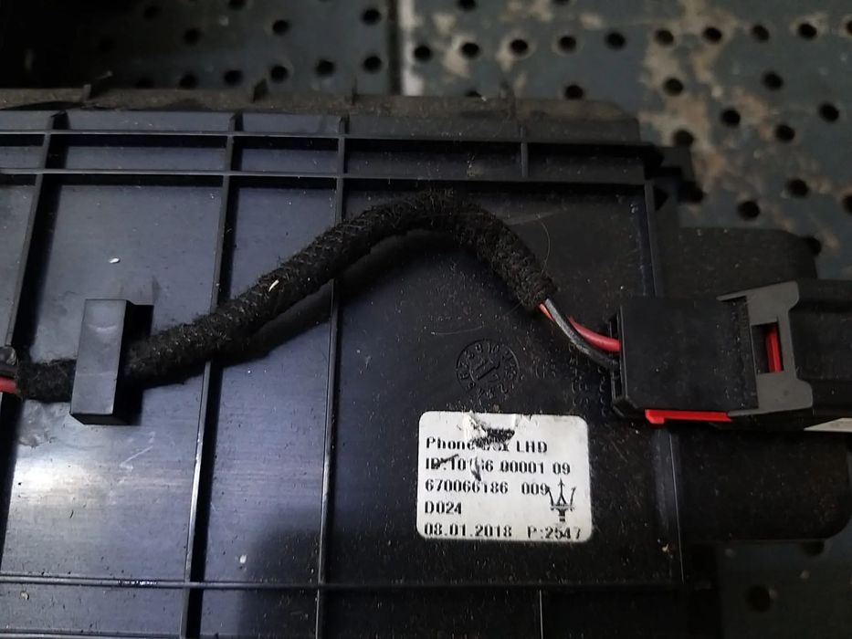 Compartiment depozitare bord maserati ghibli m157 670066186