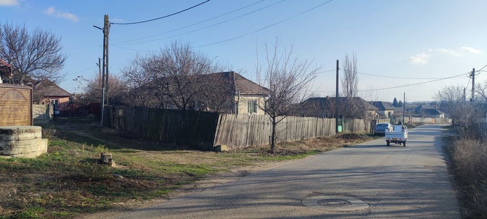 Vand casa in com. Salcia, jd Mehedinti