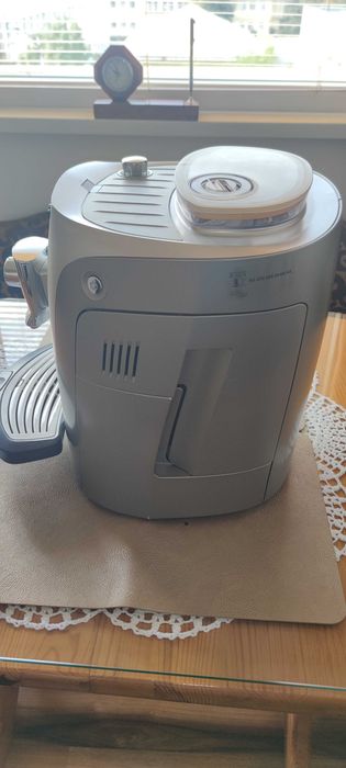 Pro Еспресо кафе машина SAECO