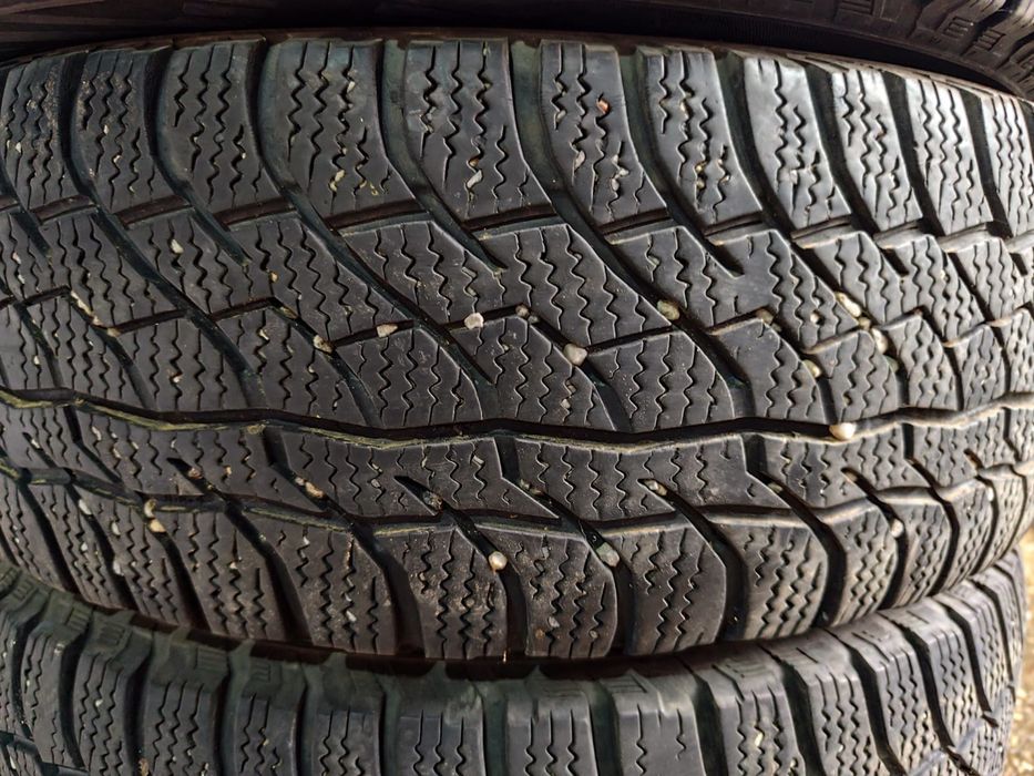 Anvelope 215 60 R17 iarna viatti