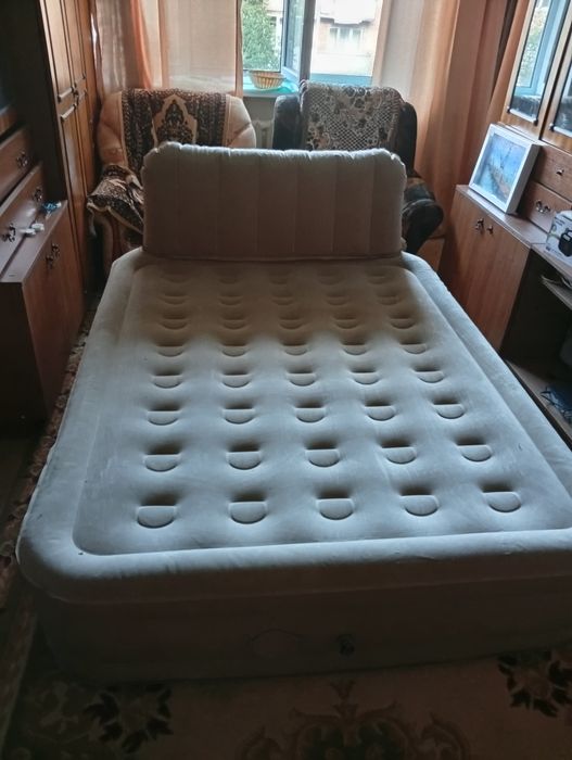 Продам надувную кровать