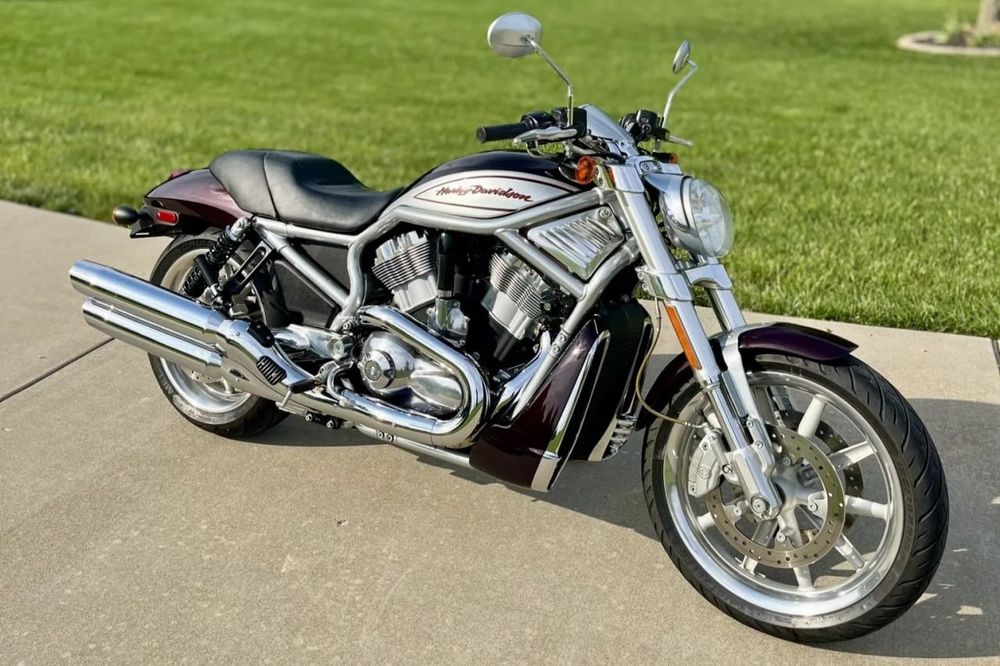 Продается Harley Davidson v-rod VRSCR