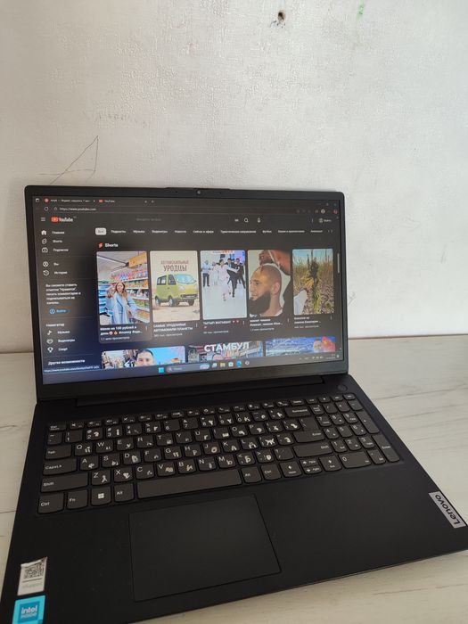 Ноутбук Lenovo ..i