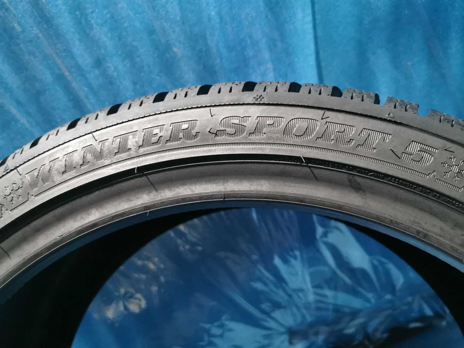 225 40 18 dunlop m+s 4 buc