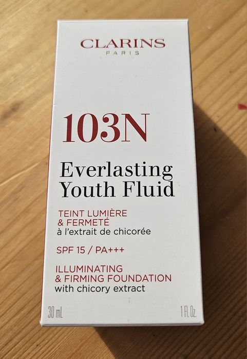 OFERTA ZILEI - Fond de ten Clarins Everlasting Youth Fluid, nuanta 103