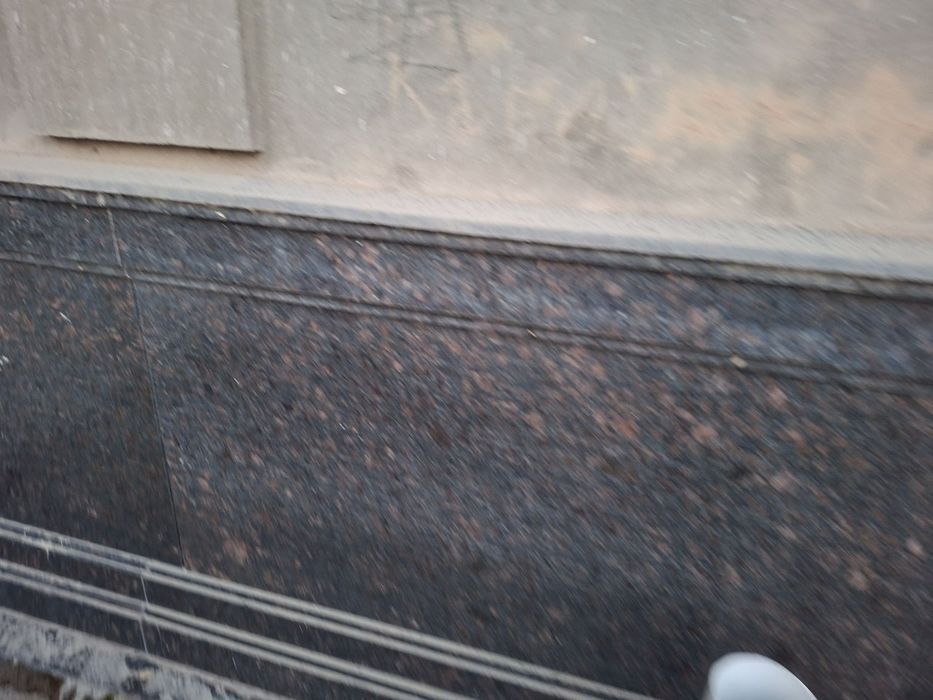 Мирамир сотилади бу кора