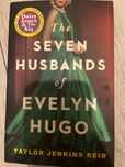 The Seven Husbands of Evelyn Hugo - Taylor Jenkins Reid