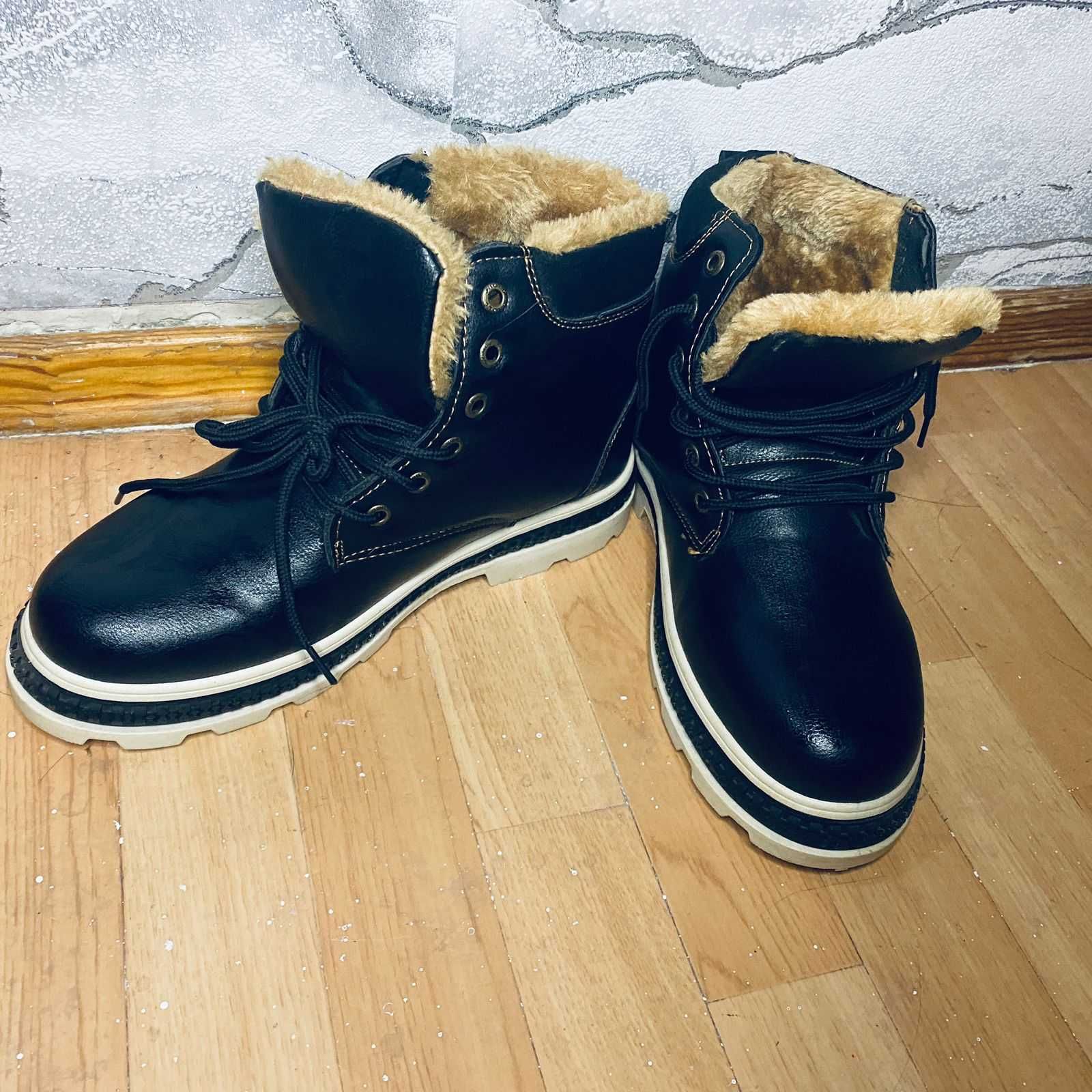 ботинки,полуботинки зимние с мехом кросовки большие размеры