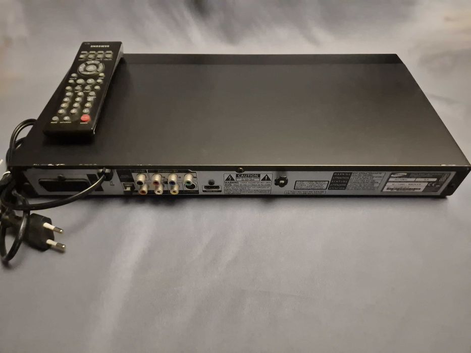 DVD player Samsung DVD-HD870