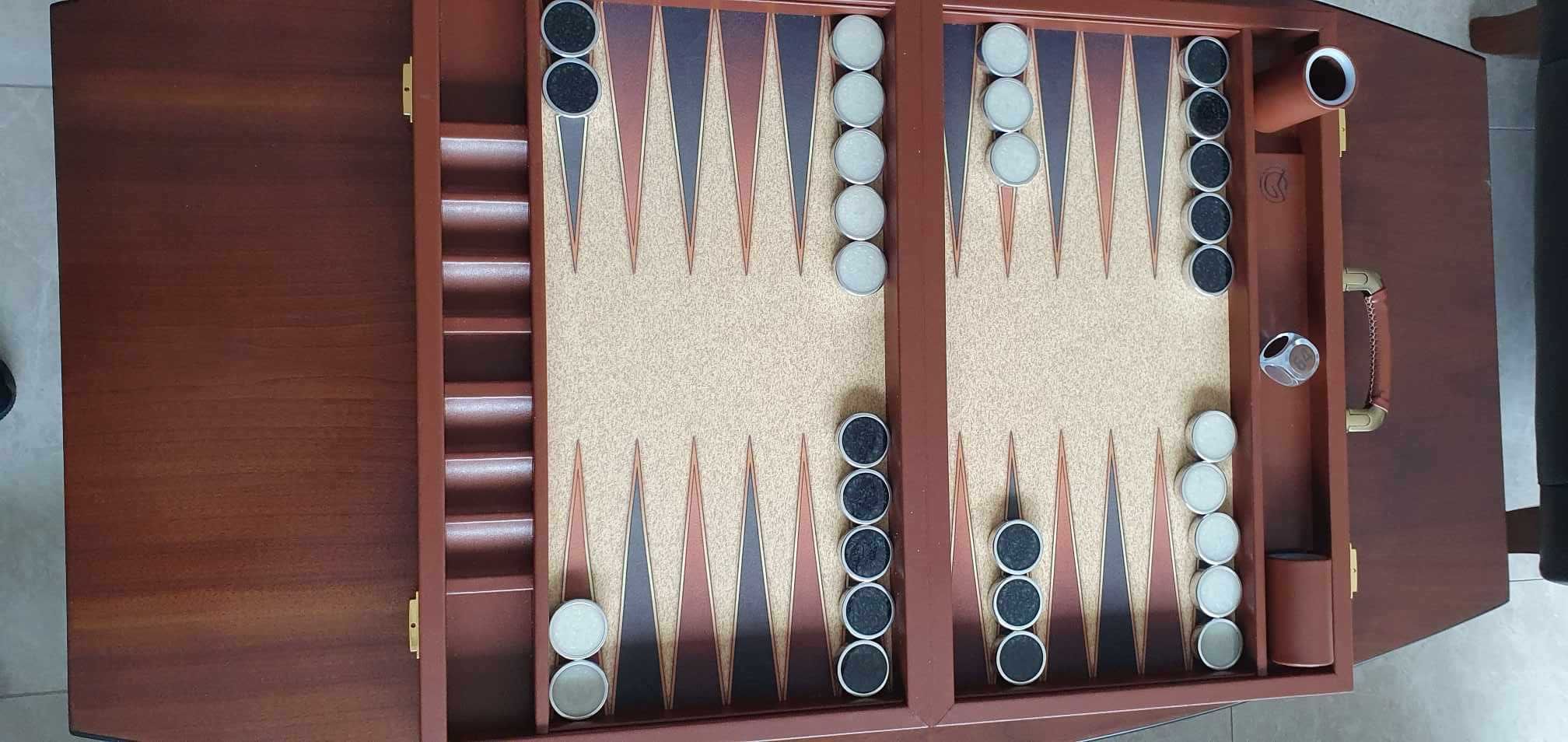 Луксозна Табла, Backgammon Board