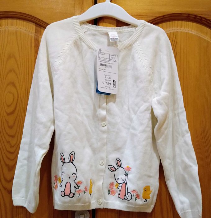 Жилетка,нова 5-6 г.