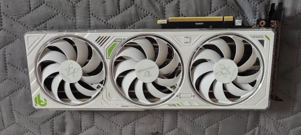 Продам видеокарту RTX 4070