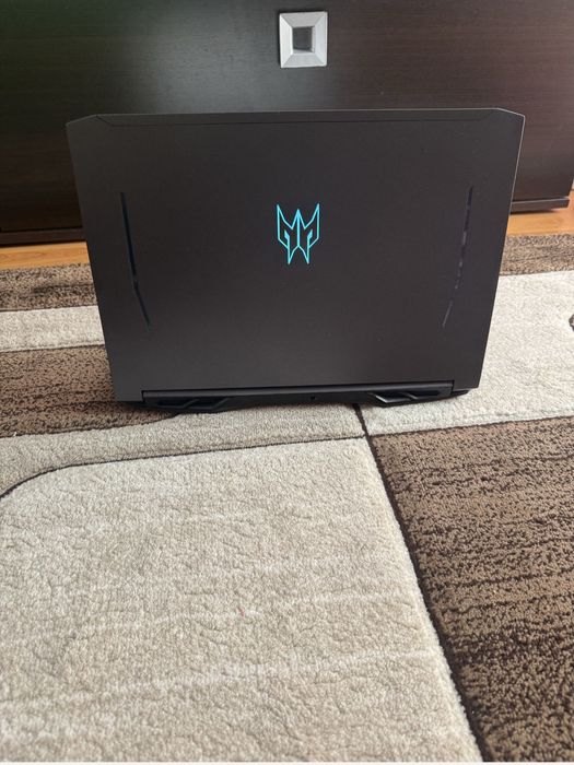 Laptop RTX 3070 Display 4K pe 165 HZ  Predator Helios 300 i7-11800H