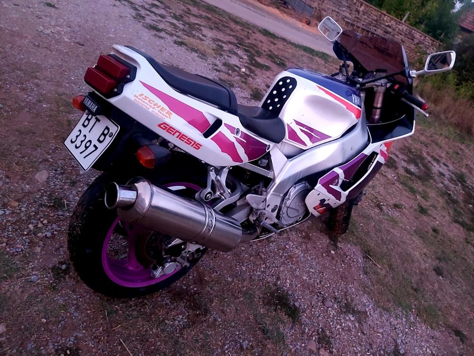 Yamaha YZF 750r Genesis