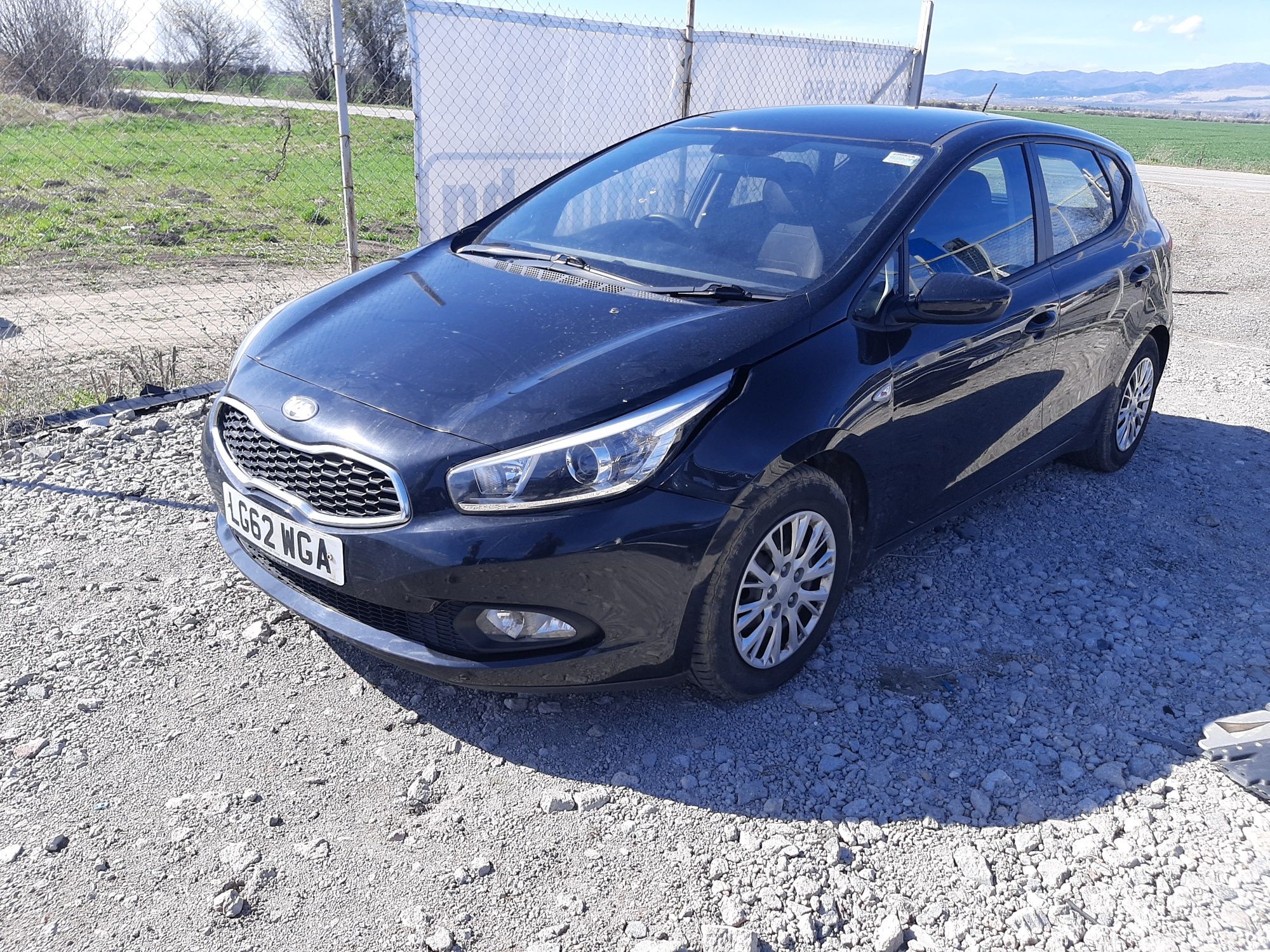 За части Kia Ceed 1600 кубика CRDi 2012 година