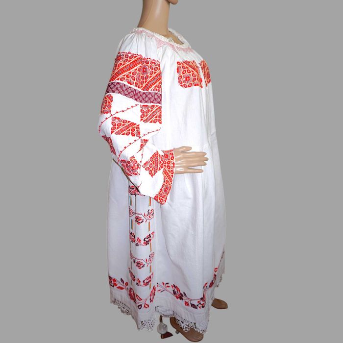 Port popular vechi, rochie traditionala, ie cu poale L-XL