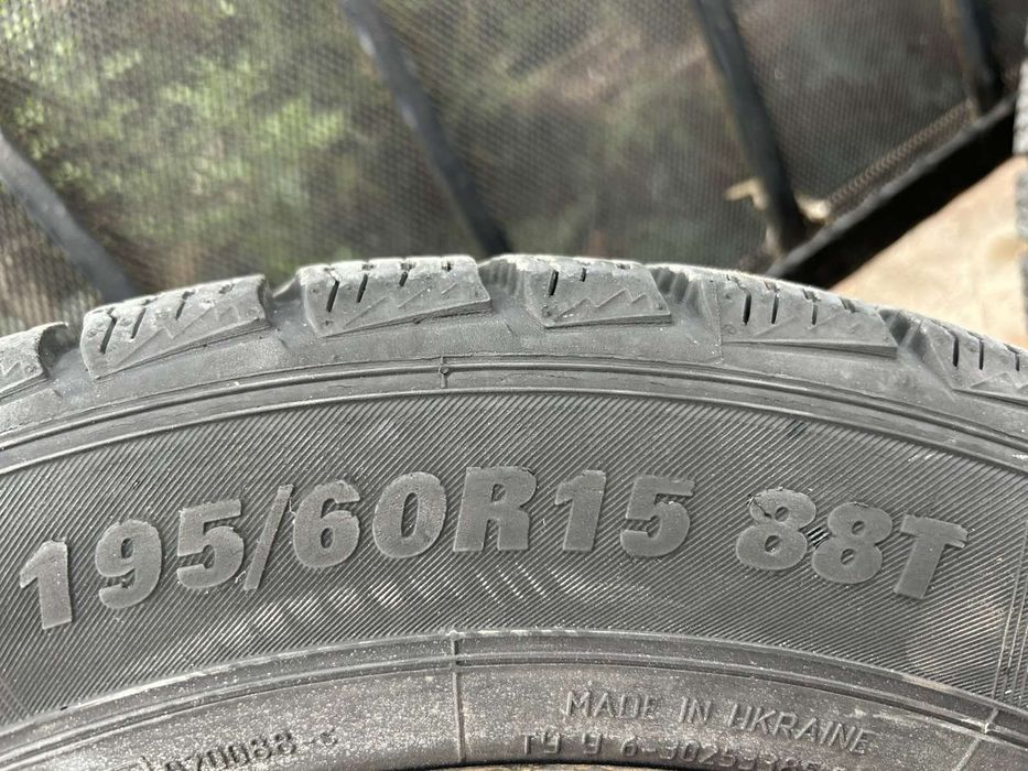 Зимни гуми 195/60R 15