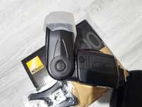 Nikon SB700 светкавица