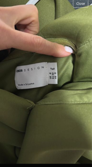 Rochii Asos impecabile