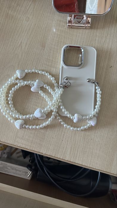 Чехол для телефона с цепочкой