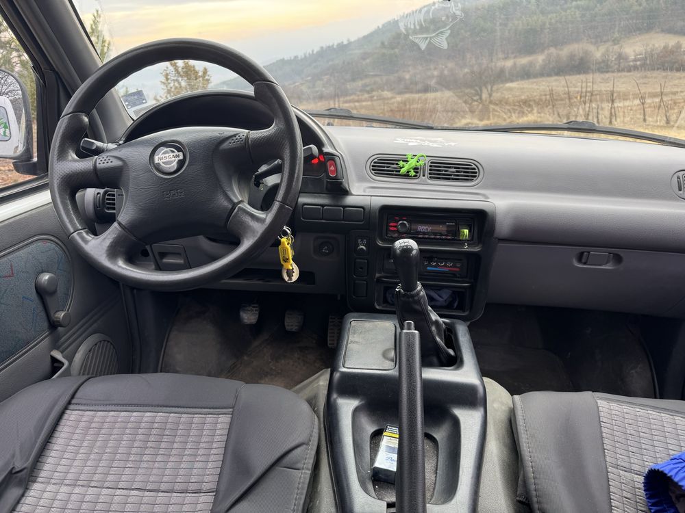 Nisan vanette 2.4 dizel