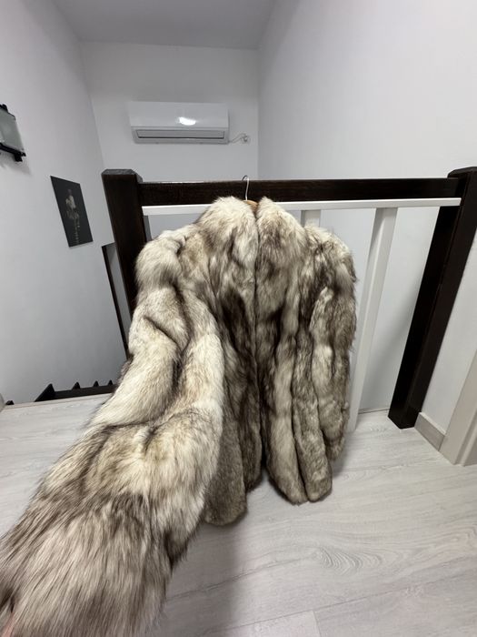 Vând blană de vulpe