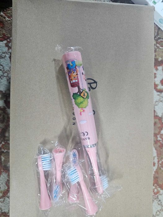 Periuta de dinti electrica